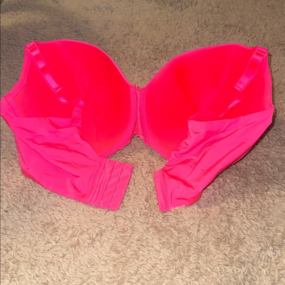 Torrid Curve Bra - Picture 2 of 3